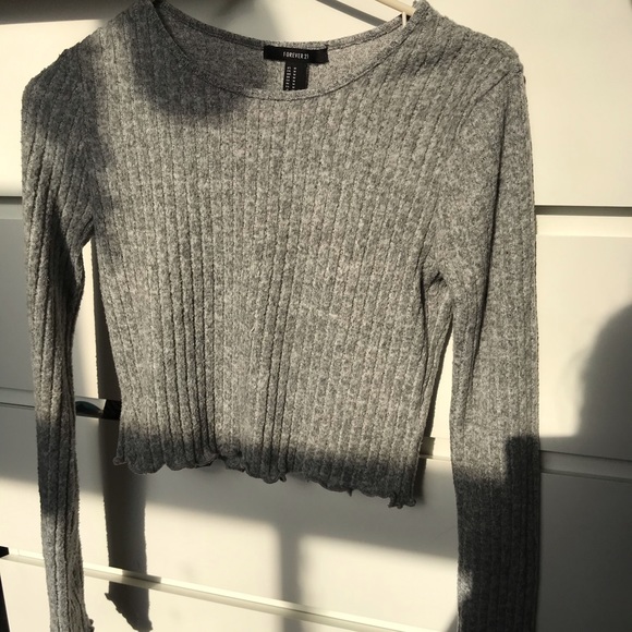 F21 Ribbed cropped long sleeve - Picture 2 of 5